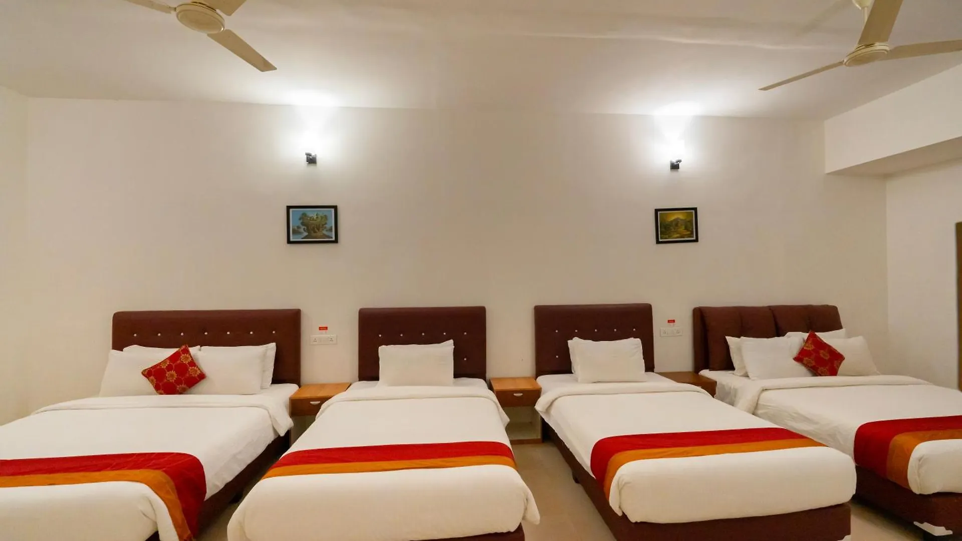 The Sanihara Hotel & Resort Витхири Индия